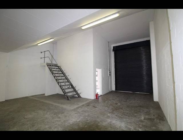 INDUSTRIAL PROPERTY TO RENT IN MILNERTON CENTRAL